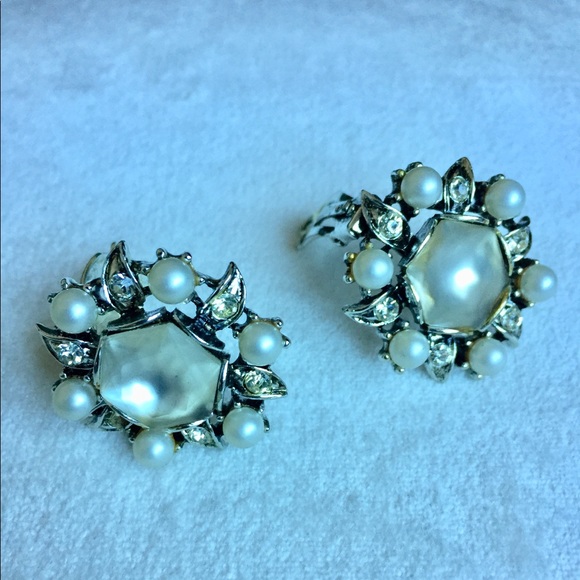 Vintage Rousseau Signed Parure: Bracelet/Earrings - Picture 4 of 5